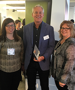 SitOnIt Seating wins 2015 OFDA award for seating SitOnIt Seating wins 2015 OFDA award for seating